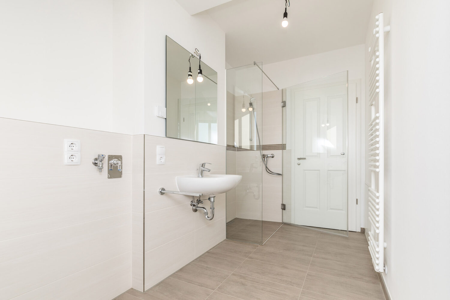 theodorneubauerstrasse1-19