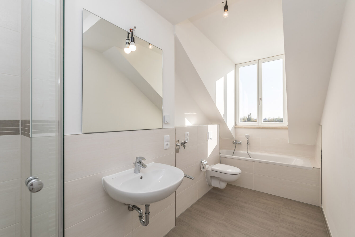 theodorneubauerstrasse1-24