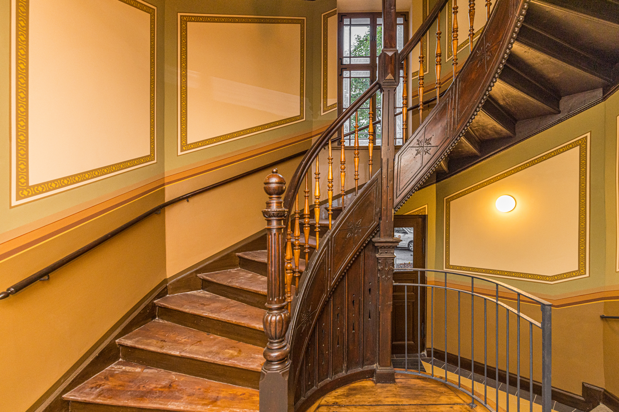 Sanierte Denkmalimmobilien in Magdeburg bestechen mit ihrem historischen Charme.